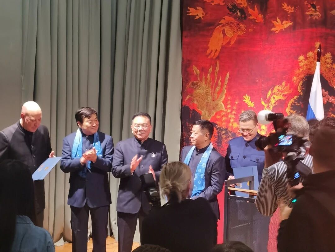 1759192689104544.jpg 微信图片_2025-09-30_083310_301.jpg